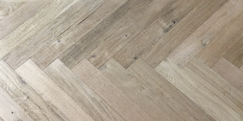 Parquet Herringbone (600x92x12/3mm)